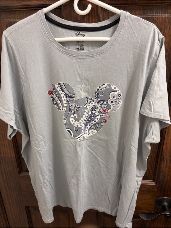 Disney Tops - Disney Vera Bradley Light Gray Paisley Mickey Mouse Tee with Navy & Pink Accents